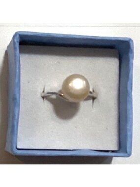 .925 Sterling Silver Ring With Genuine Pearl Accent-Size 5.75